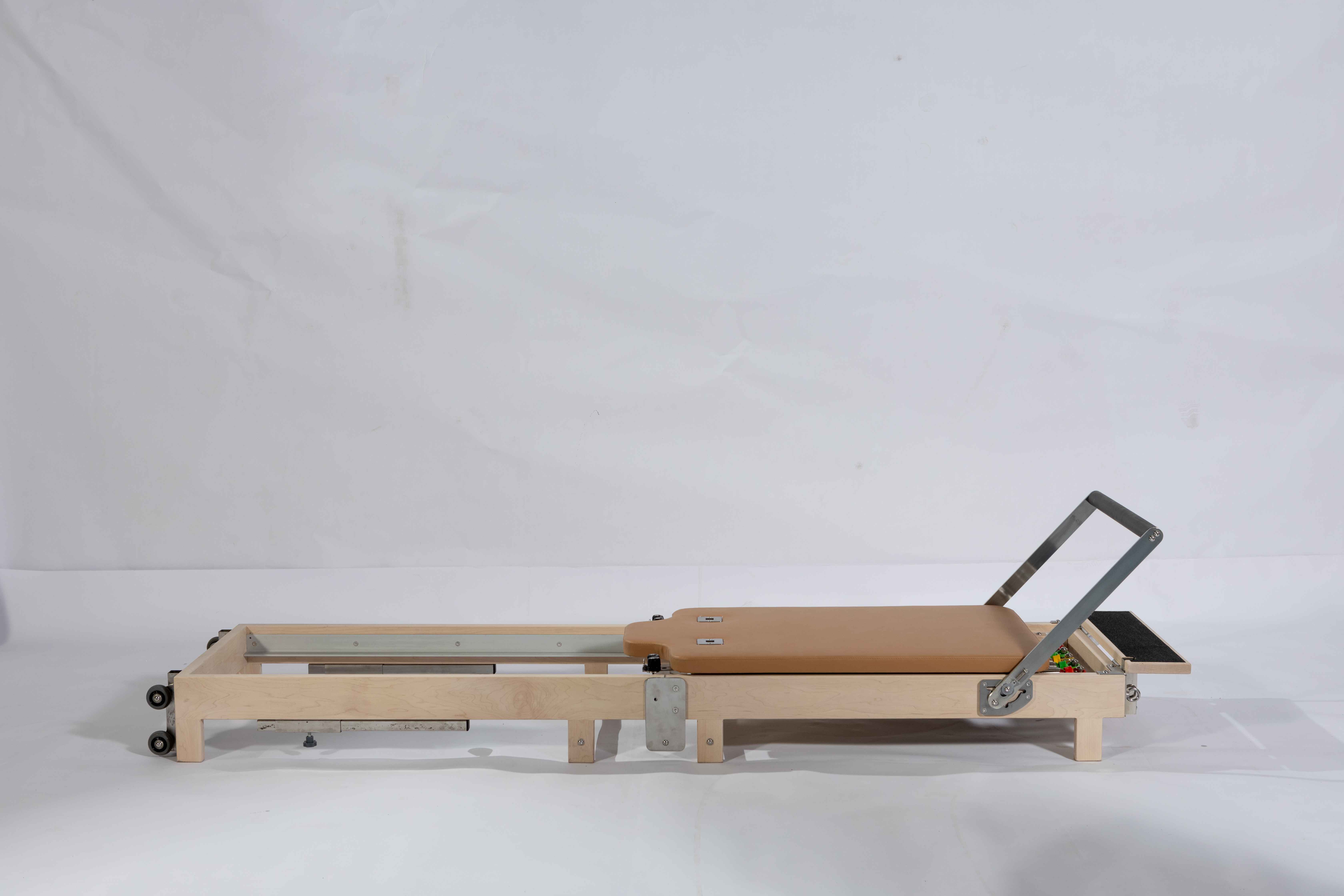 Maple Wood Pilates Reformer, A - Pilates & Yoga Knokke recension och pris
